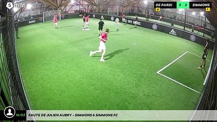 Faute de Julien AUBRY - SIMMONS & SIMMONS FC