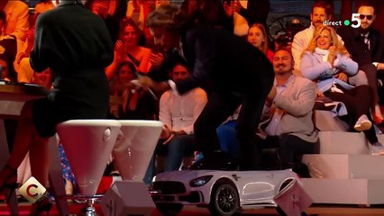 Bertrand Chameroy a été dragué par Jane Fonda dans "C à vous", sur France 5