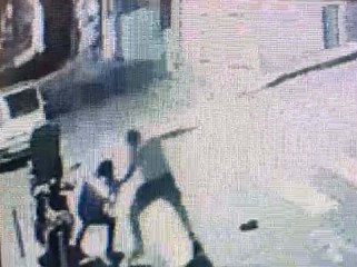 Motorlu kurye üniversiteli Ata Emre'ye saldırı anı kamerada