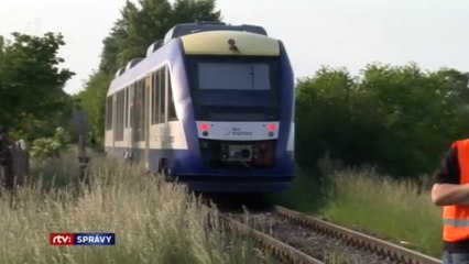 20vmed13-1930 (kpt, Zrazil sa vlak s kamiónom)