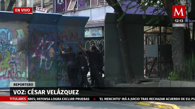 Colocan vallas metálicas para proteger Segob ante protestas de normalistas