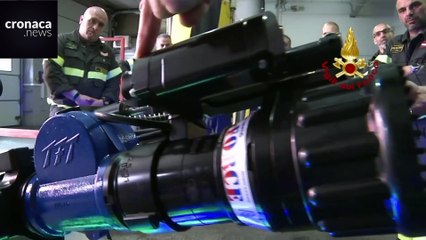 I nuovi robot dei Vigili del Fuoco: così spegneranno gli incendi più pericolosi - video