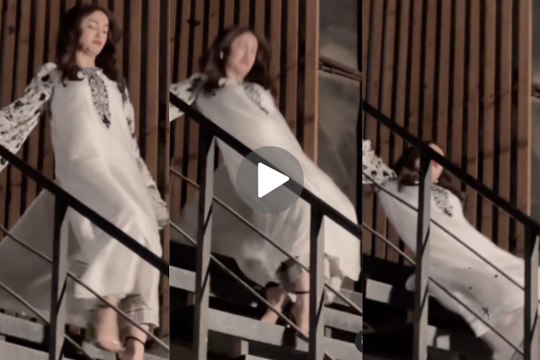 Video: शूटिंग के दौरान सीढ़ियों से धड़ाम से गिरीं ये फेमस एक्ट्रेस , 21 सेकंड का वीडियो वायरल