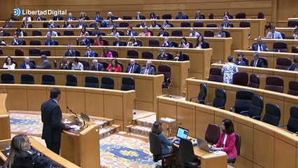 El error repetido tres veces del ministro Puente en el Senado: "En España hay 54 provincias"