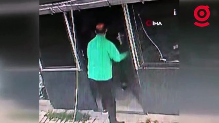 Esenyurt'ta çetenin çöktüğü sitede sular durulmuyor: Kurşunlama, darp...