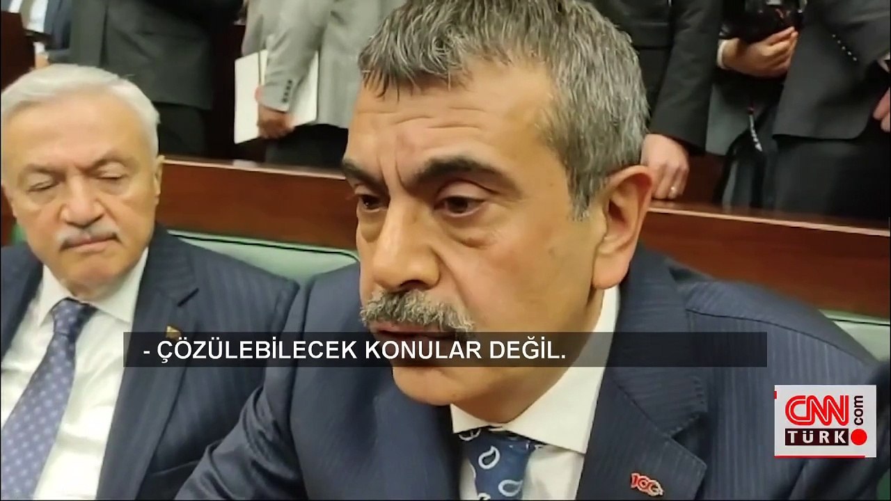 Son dakika... Mülakat kaldırılacak mı? Bakan Tekin'den açıklama