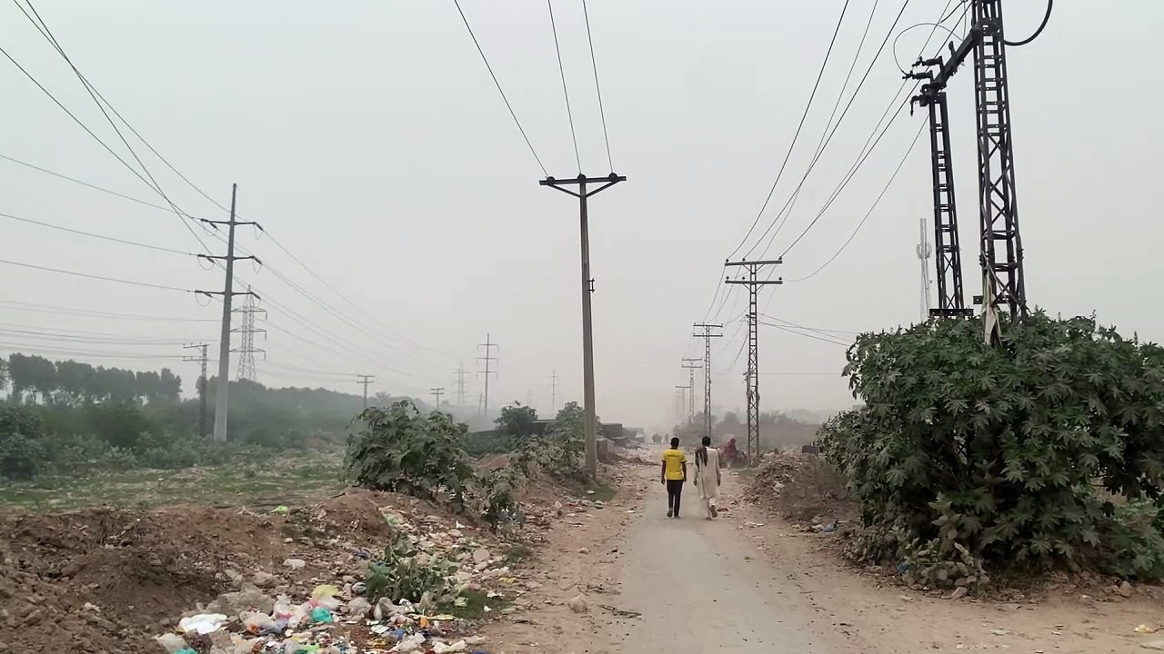Smoge In Lahore Deadliest Weather New Footage | Don't Go Outside