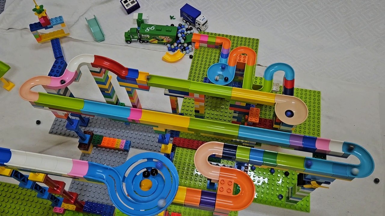 Marble Run Race