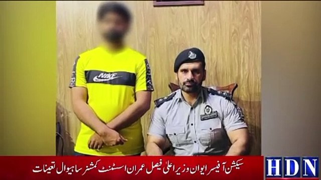 ایف ائی اے گجرات کے چھاپے دو کرنسی ڈیلر ایک انسانی سمگلر گرفتار