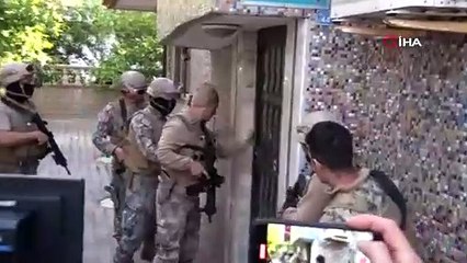 Antalya'da sosyal medya üzerinden uyuşturucu satışına eş zamanlı operasyon