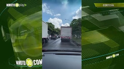 Reportan movilidad reducida en la Avenida Regional desde Envigado