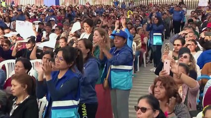 Acosada por escándalos, Boluarte asegura que completará su mandato en Perú