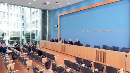 Wirtschaftsweise fordern Pkw-Maut und mehr Klimaschutz im Verkehr