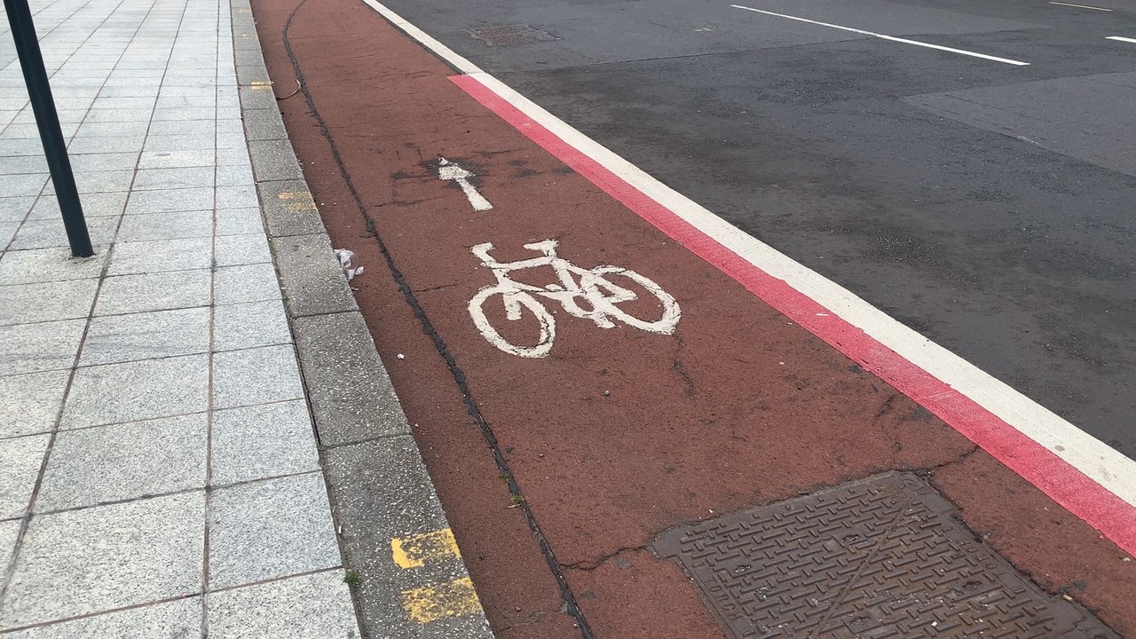 Leeds locals reflect on cycling and cycle lanes...