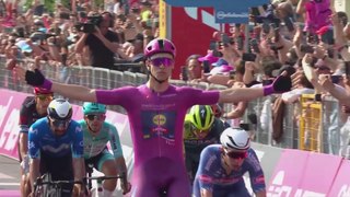 Cycling - Giro d'Italia 2024 - Second victory of the Giro for Jonathan Milan on stage 11, another big crash during the sprint !