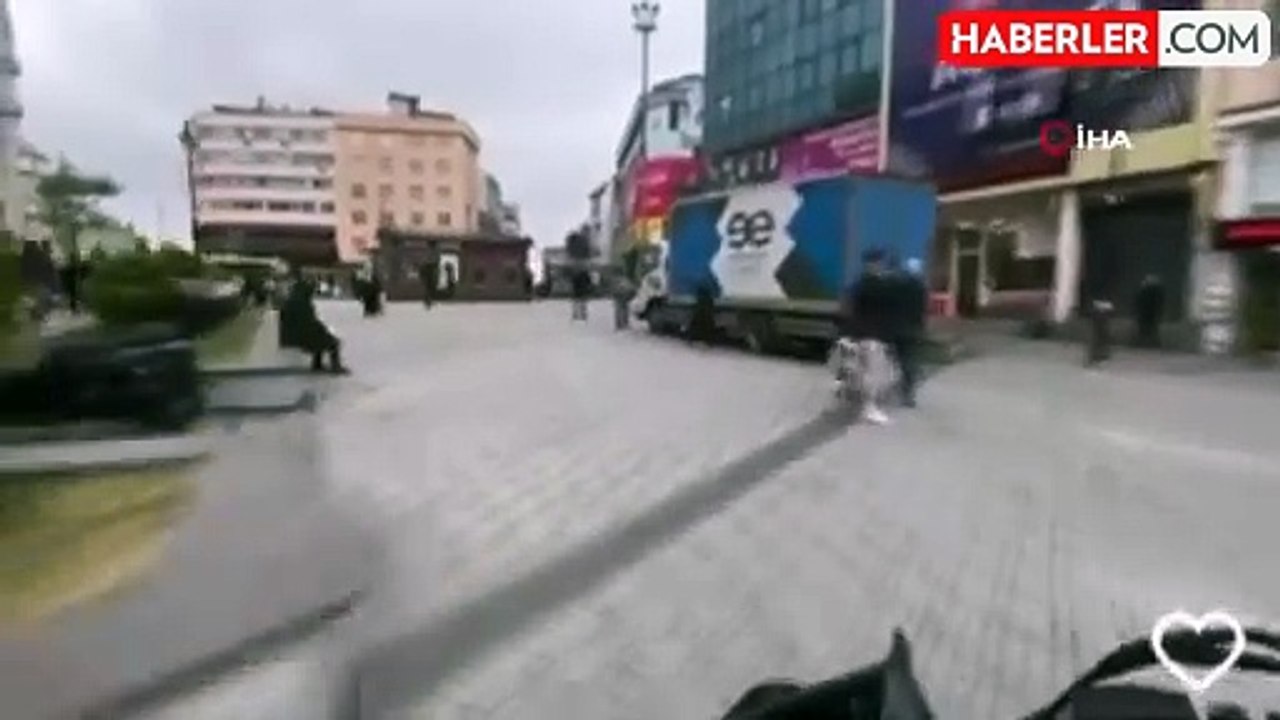 Gaziosmanpaşa'da Tehlikeli Hareketler Yapan Motosiklet Sürücüsü Yakalandı