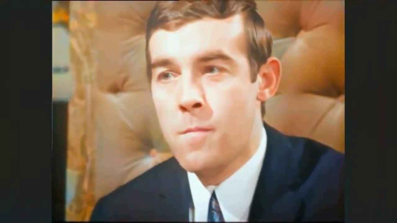 Michael Aldridge Recruiting Michael Jayston for Intelligence Work, in "The Power Game"