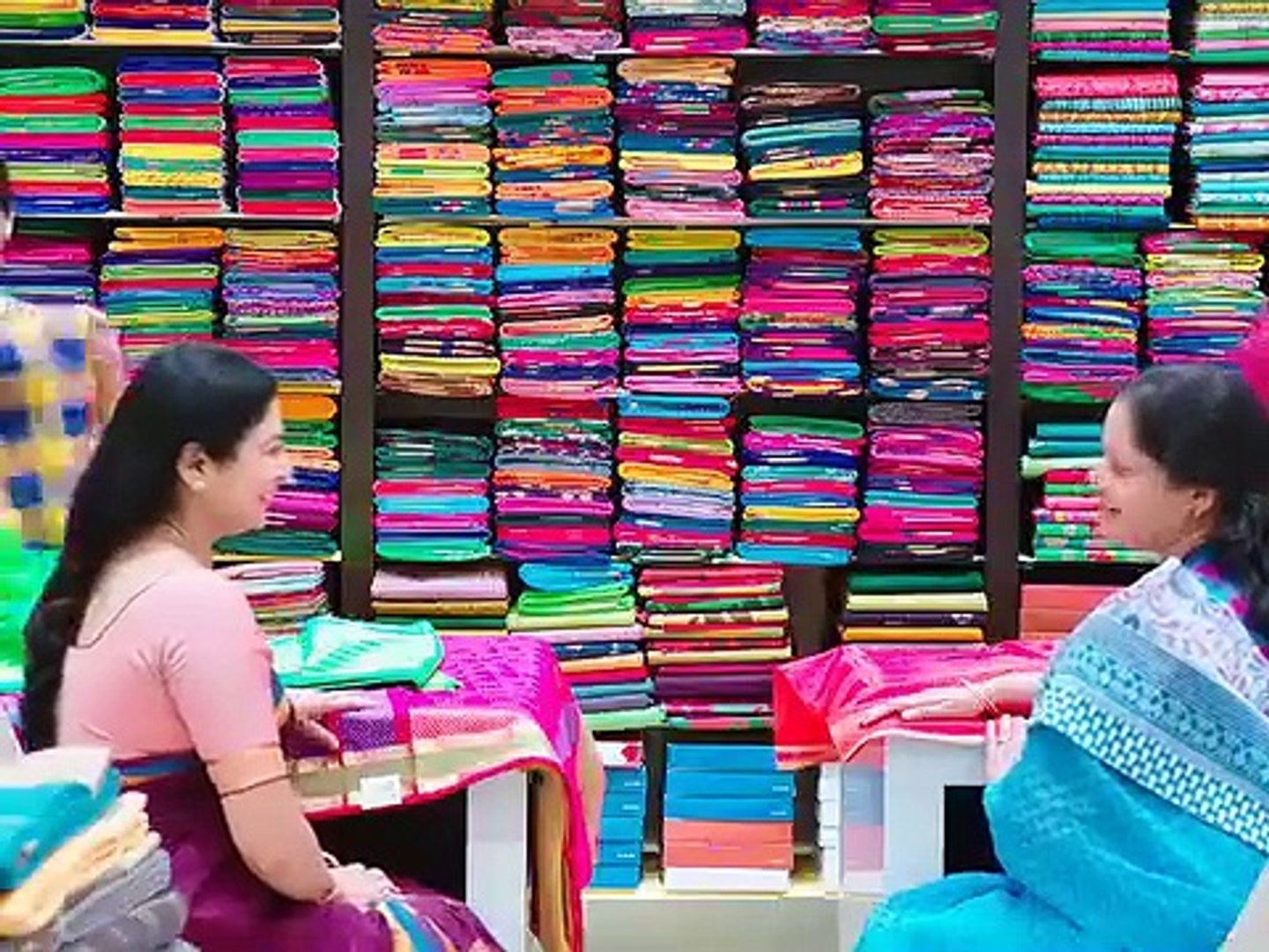 South Movie Action Love ❤❤ Story Comedy Mast hits