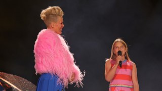 Pink anuncia nuevo dueto con su hija Willow