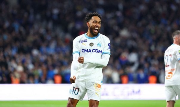 Reims affronte Marseille : les équipes de départ officiellement annoncées