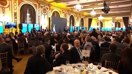 MILEI CERRÓ CON UN ELOGIO A LOS EMPRESARIOS: "CREO QUE LOS ARTÍFICES DEL FUTURO SON USTEDES"