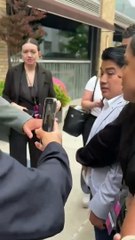 ¡Reportera de "El Gordo y la Flaca" comió piso por culpa de Shakira!