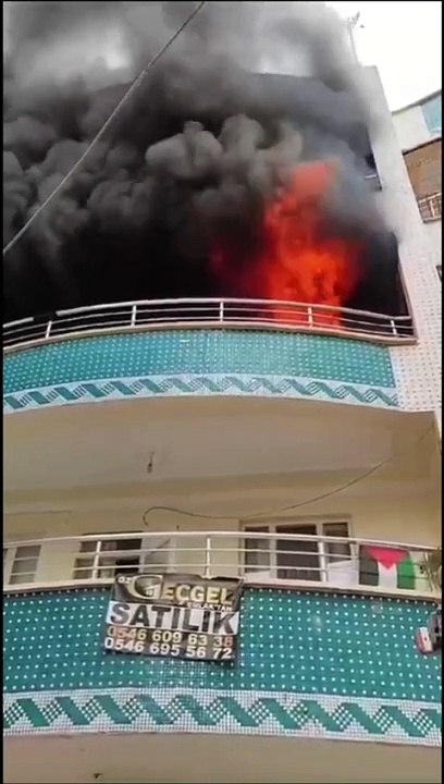 Şanlıurfa'da korkutan yangın! İtfaiye müdahale etti