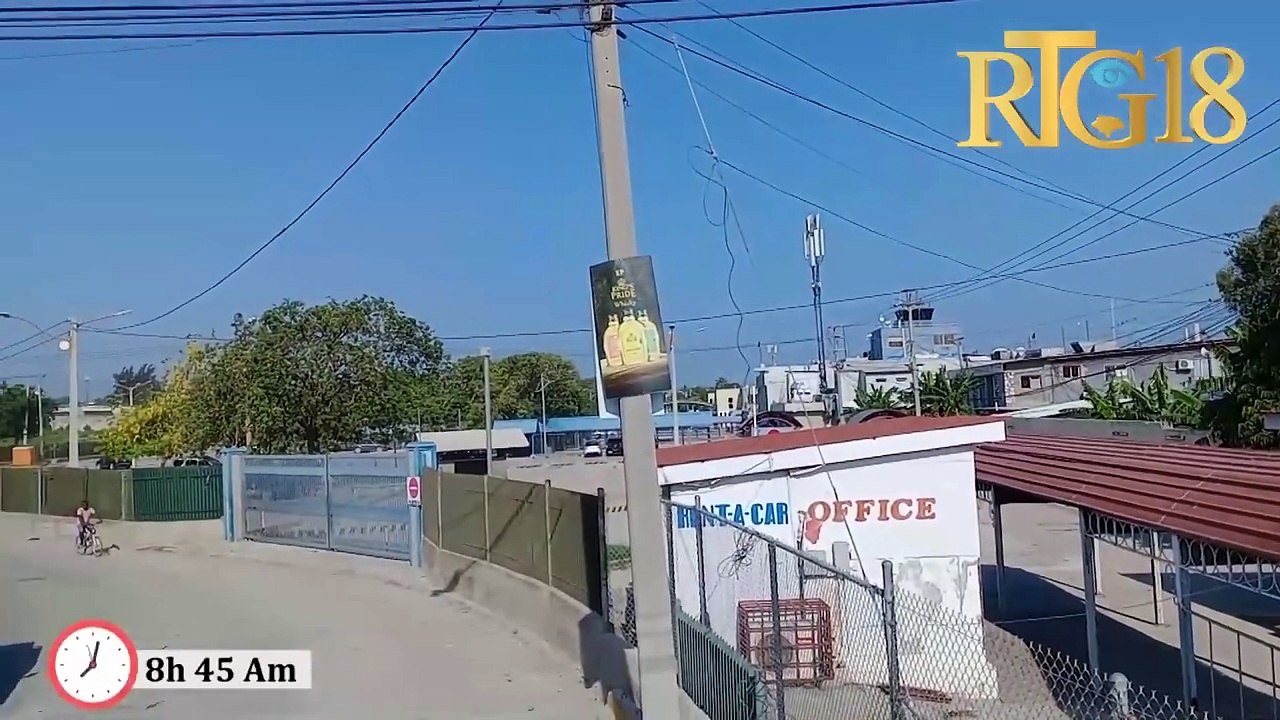 Avyon US Air Force kontinye ateri sou pis ayopò entènasyonal Toussaint Louverture a.