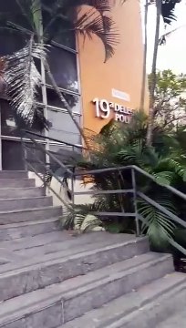 Guardas municipais flagram homem carregando peça de bueiro na Tijuca; vídeo