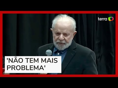 Lula diz que está 'ficando moderno' ao beijar muito as pessoas: 'Não importa se é homem ou mulher'