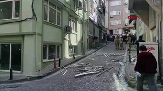 İstanbul'da 5 katlı binada patlama: Ortalık savaşa alanına döndü