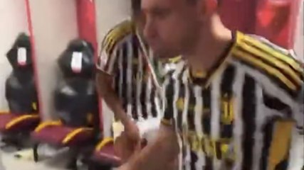 De Sciglio scatenato: è lui il re della festa negli spogliatoi