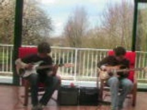 Elliot Minor JESSICA (guitare+basse)