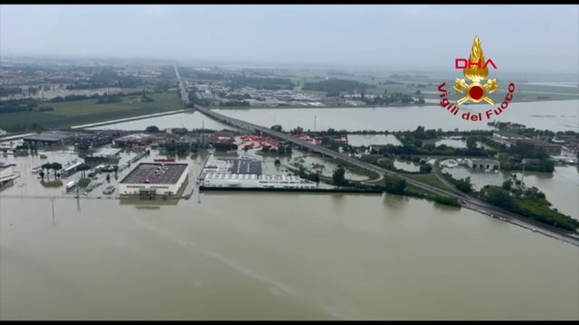 İtalya’nın kuzeyini sel vurdu: 15 ölü