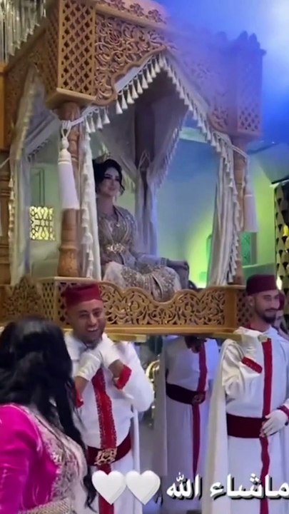 زواج سيدة اعمال مغربية من رجل اعمال سعودي يثير ضجة