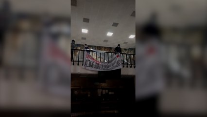 La acampada propalestina de Valencia se encierra en Filosofía