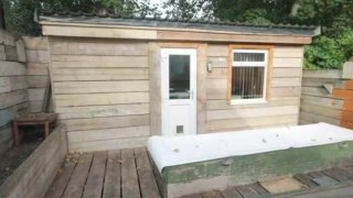 London rental crisis: 'Outstanding studio' that looks like garden shed being rented at £1,300-a-month