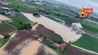 Maltempo in Veneto, il sorvolo dei Vigili del Fuoco sulle zone alluvionate