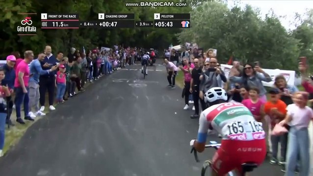 Giro 2024 | 12e étape | Julian s'envole ! : Julian Alaphilippe part seul à 11 km de l'arrivée