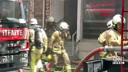 SON DAKİKA HABERİ: Şişli'de depo yangını... Müdahale ediliyor...