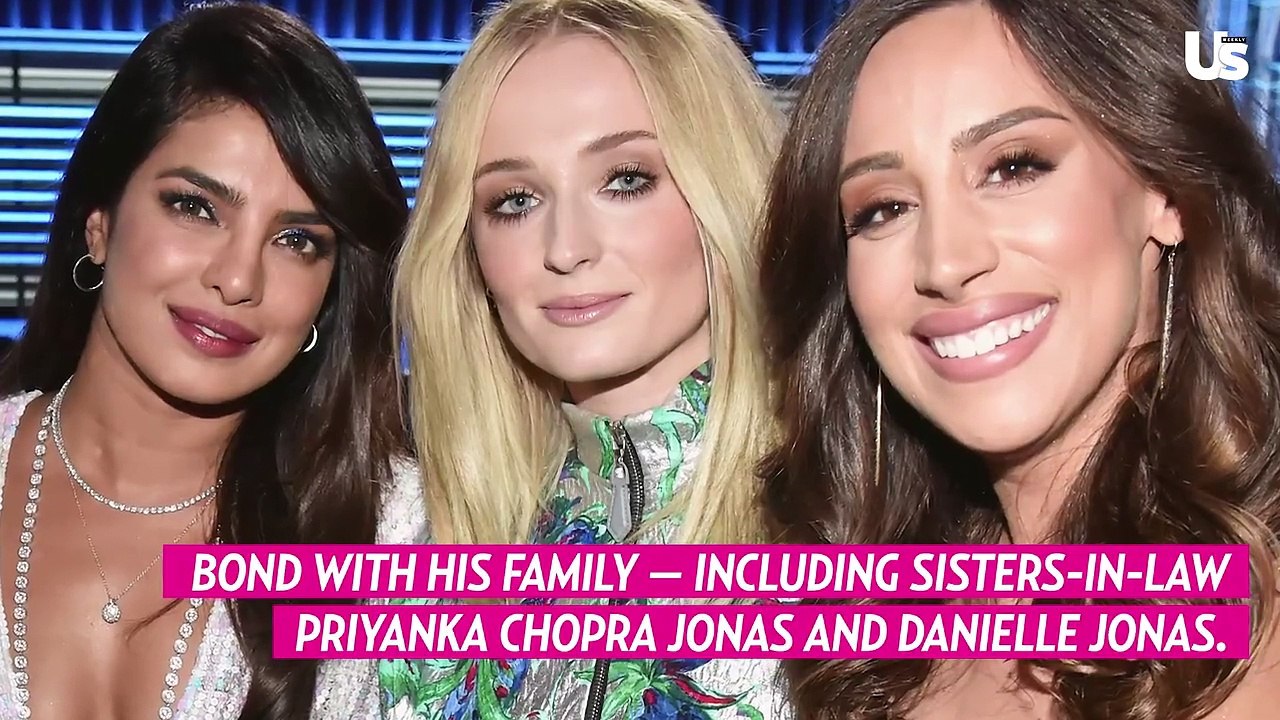 Sophie Turner, Priyanka Chopra and Danielle Jon...