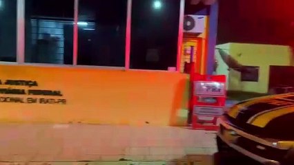 PRF apreende maconha embrulhada em papel de presente infantil no PR