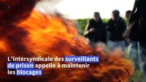 Surveillants de prison: l'intersyndicale appelle à maintenir les blocages