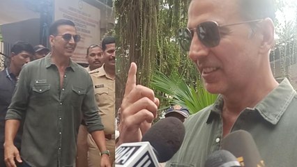 Lok Sabha Chunav 2024 Voting:भारतीय नागरिकता मिलने के बाद पहली बार Akshay Kumar ने दिया वोट, बोलें..