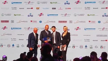 Pulisic: "Essere al Milan è un onore. Io accostato a Kakà? Un'emozione"