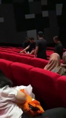 KESURUPAN SAAT NONTON FILM HOROR DI BIOSKOP