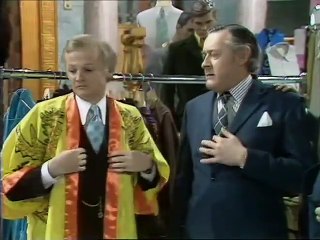 Are You Being Served - S02 E05 - Hoorah for the Holidays