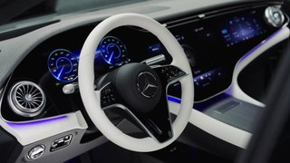 The new Mercedes-Benz EQS 580 4MATIC Interior Design in Obsidian black