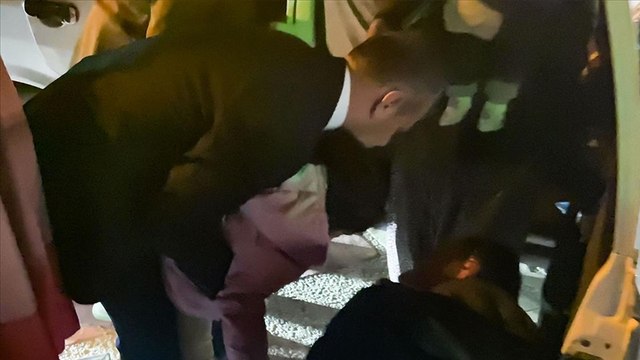 AKP'li Elazığ Milletvekili Keleş, boğazına şeker kaçan çocuğu Heimlich manevrasıyla kurtardı