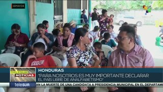 Hondura implementa programa para erradicar el analfabetismo